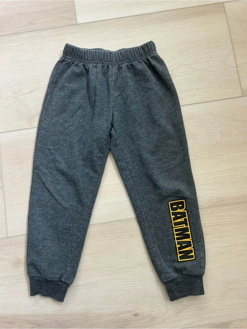 Boys 4t Batman shirt and pants set